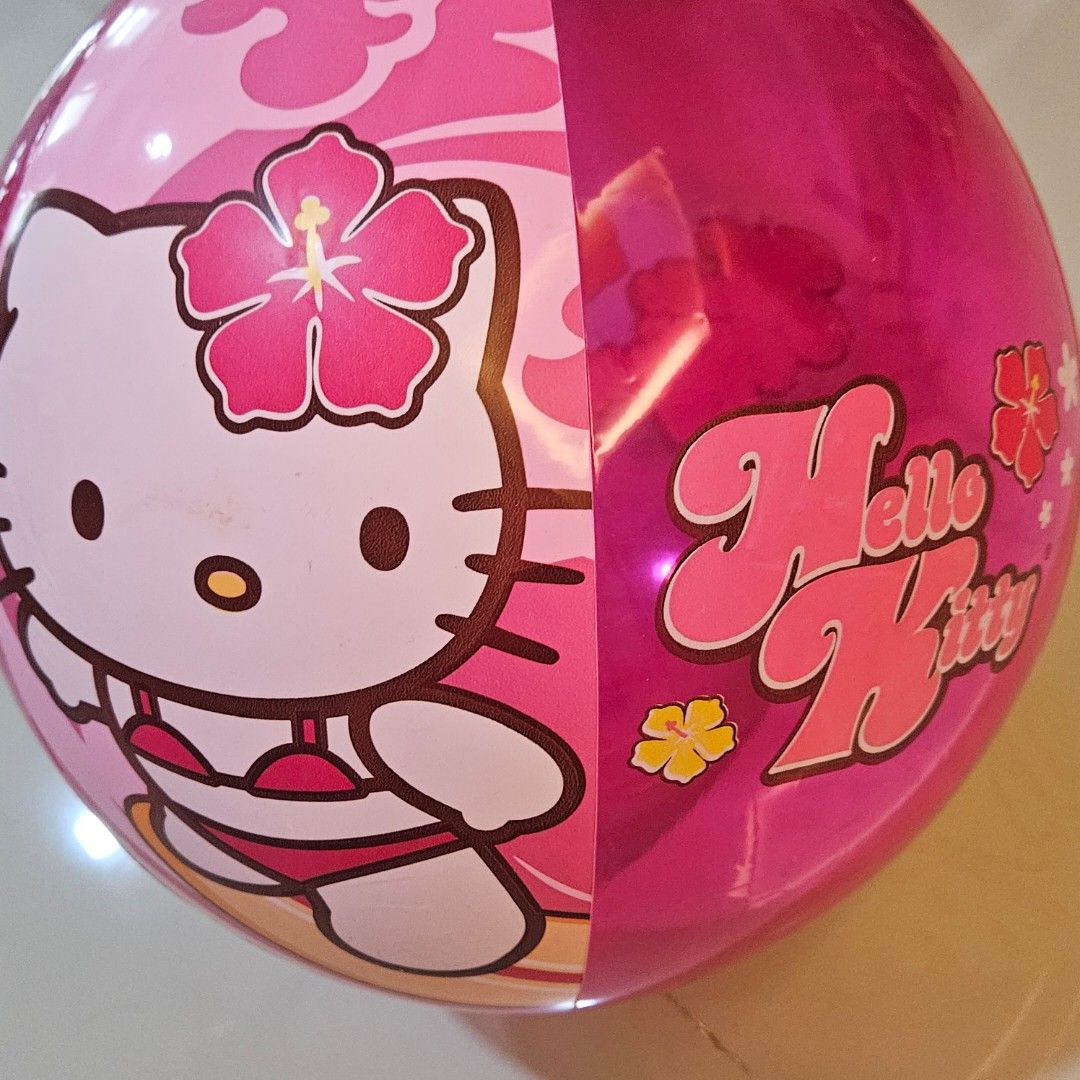 Hello kitty beach ball deals