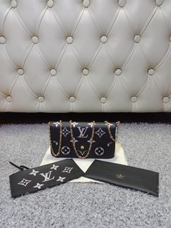 Louis Vuitton Empreinte Monogram Giant Crafty Pochette Felicie Black Creme