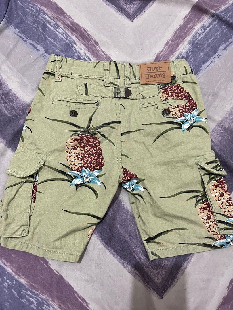 Just jeans cargo shorts for boys (Category: Babies & Kids Fashion) located in Makati City. Submitted by joycesp (Listing ID 1244606279, Image 3). Description: .