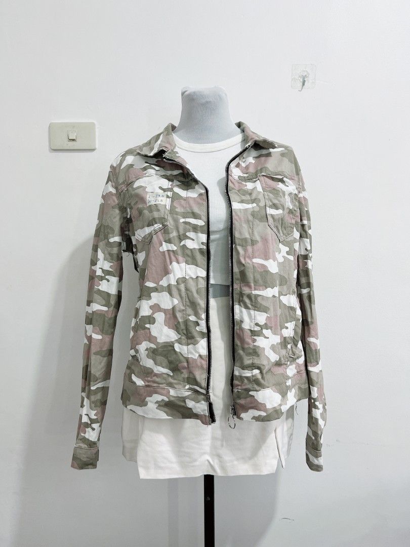 Kensie camouflage cheap jacket