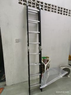 Ladder tangga besi  boleh lipat