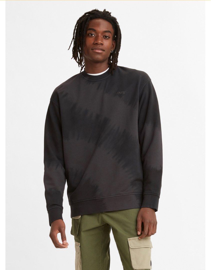 Levis on sale black sweatshirt