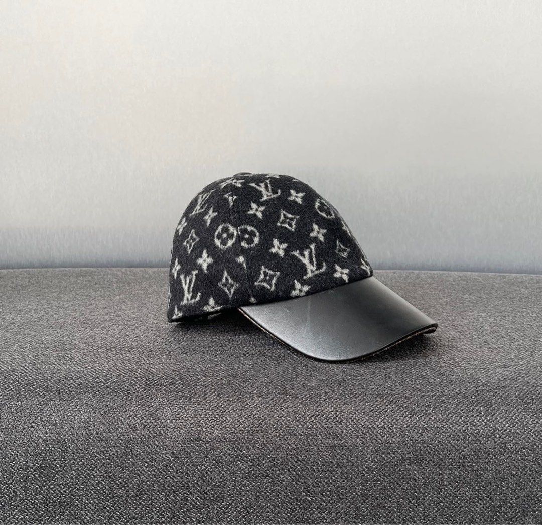 Louis Vuitton L V Cap Size M Black, Women's Fashion, Watches & Accessories,  Hats & Beanies on Carousell