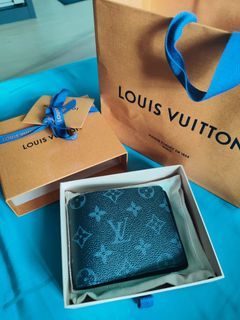 Louis Vuitton Wallet + LV Box + LV paper bag , Men's Fashion