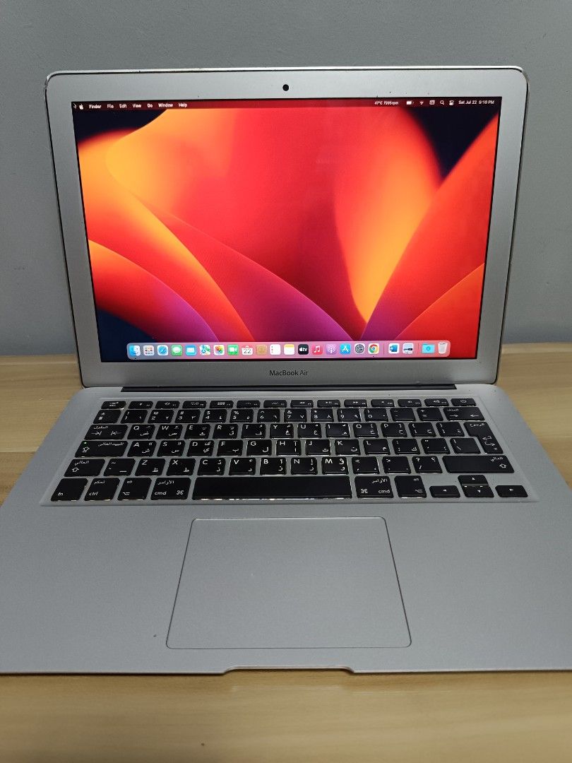 MacBook Air 2015 13inch office adobe