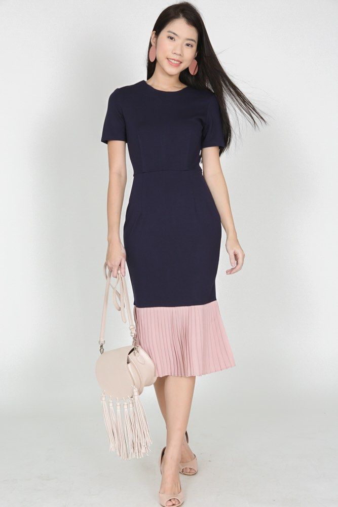 mds mermaid dress MDS Collection Mermaid Dress, Women's Fashion, Dresses & Sets, Dresses on  Carousell