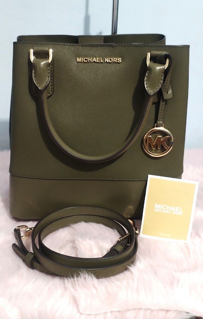 Michaek Kors Trista Large Tote Bag