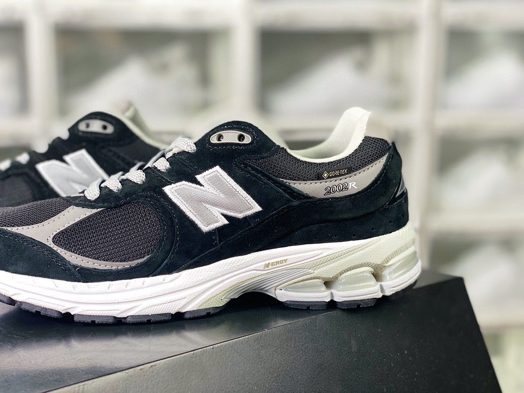 ☆新品未使用New Balance/GORETEX/ M2002RXF/25.5 - スニーカー