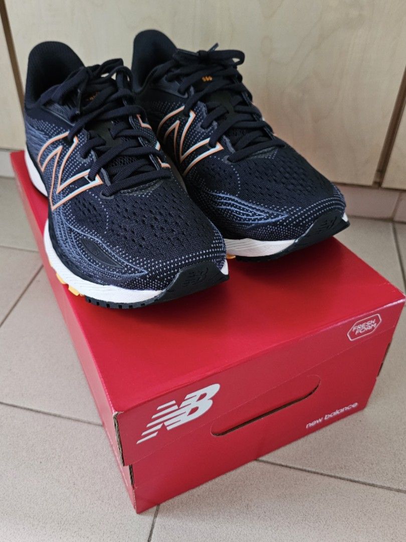 New Balance 860 running shoe (Men US7.5 or Women US9 Wide 2E) (Free  delivery), Men's Fashion, Footwear, Sneakers on Carousell