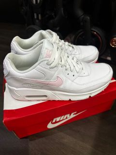 (Category: ) located in . Submitted by crazywifbags (Listing ID 1244639073, Image 1). Description: .