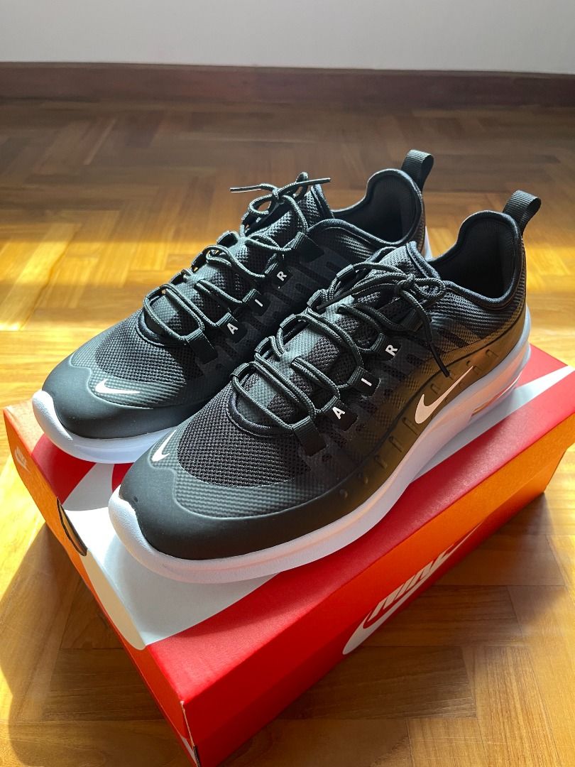 Nike air max on sale axis men's sneakers review
