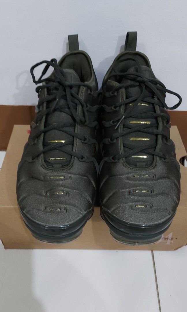 Cargo khaki vapormax on sale plus