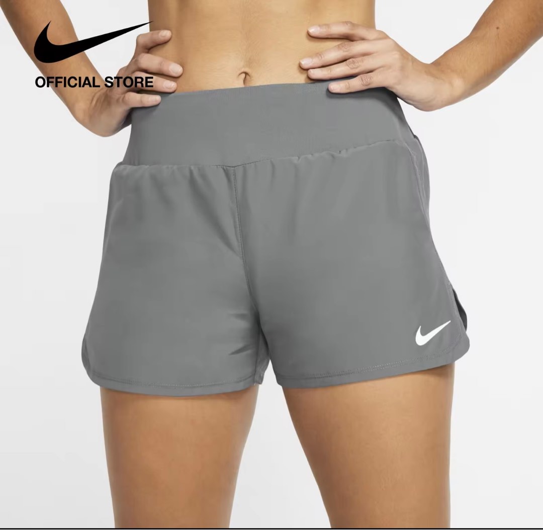 Nike crew 2025 shorts ladies
