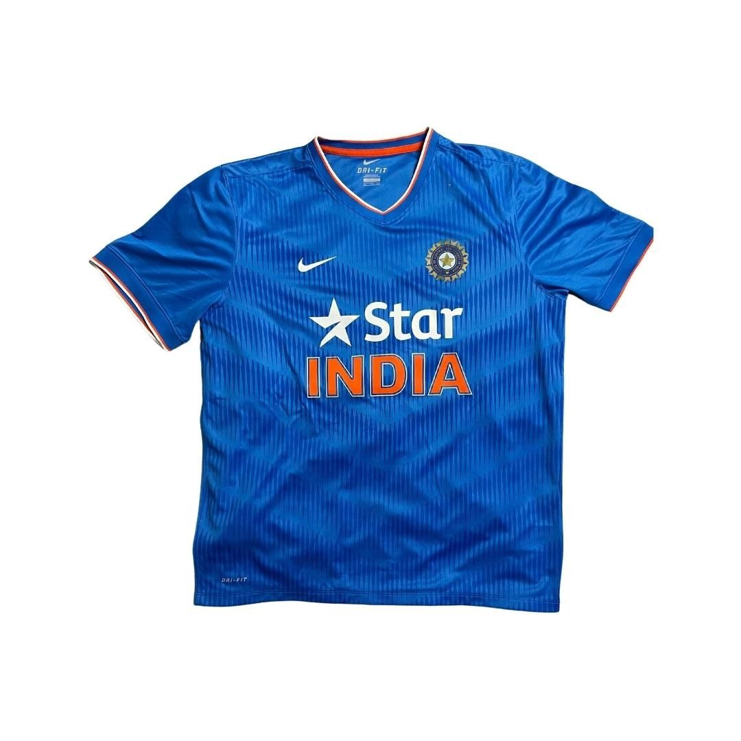 Nike cricket deals dress