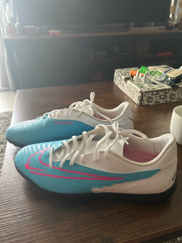 Nike Football shoes size 42.5, Men's Fashion, Footwear, Sneakers on