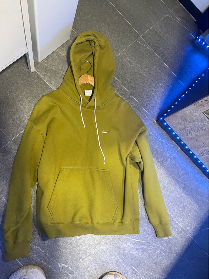 mustard nike jumper