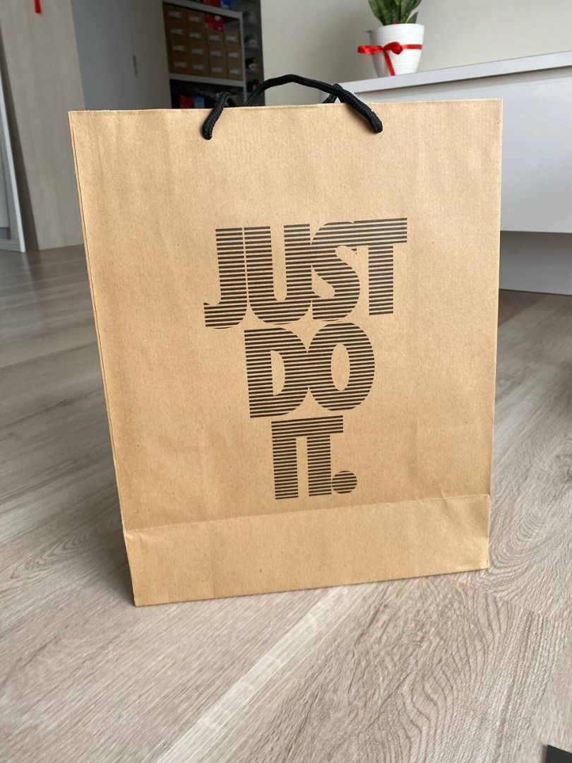 Paper top bag nike