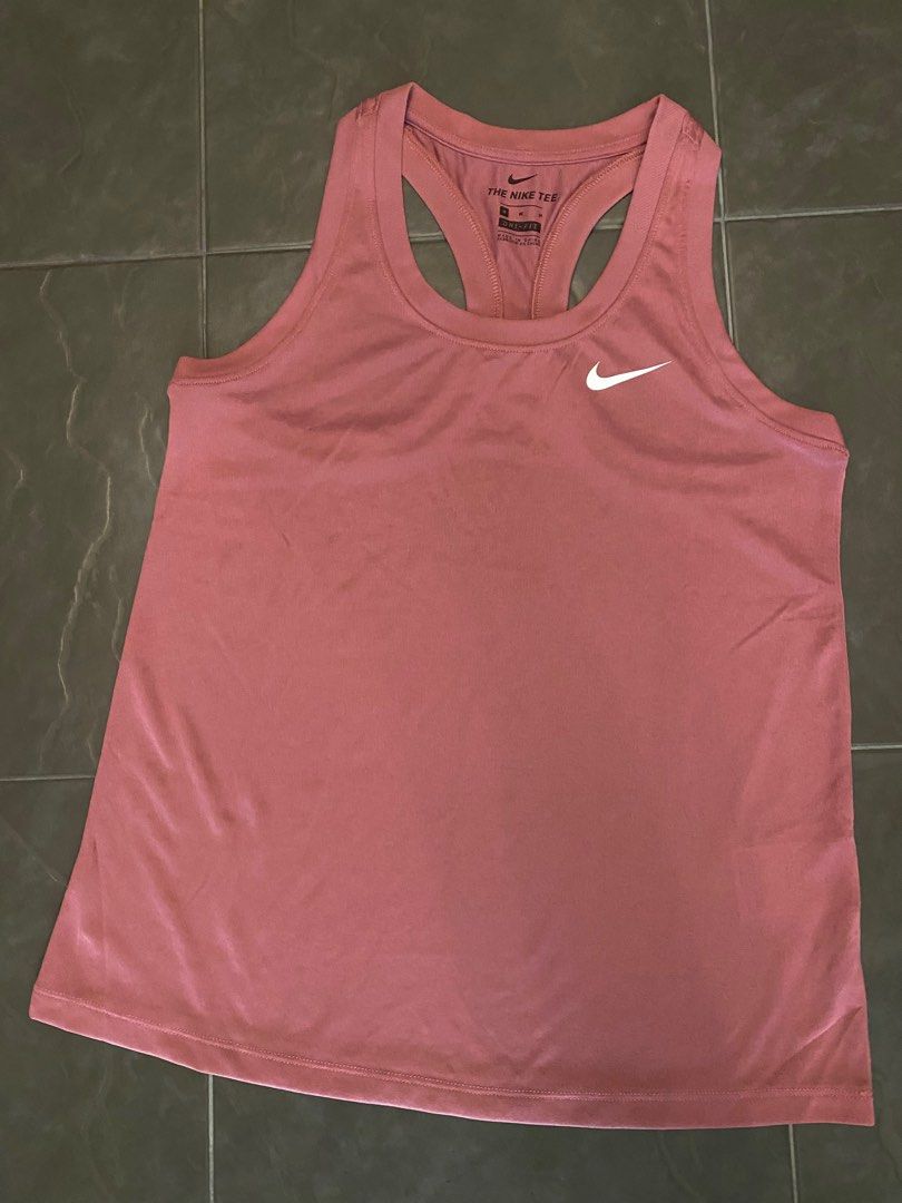 Red nike clearance tank top womens
