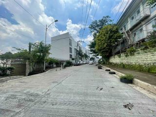 OLD HOUSE AND LOT FOR SALE IN HEROES HILL QUEZON CITY 624SQM