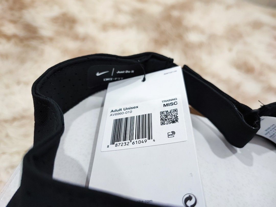[Original] Nike AeroBill Visor Cap, Men's Fashion, Watches