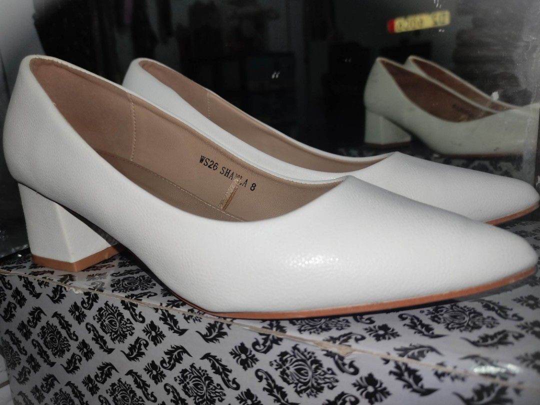 Parisian new arrivals white heels