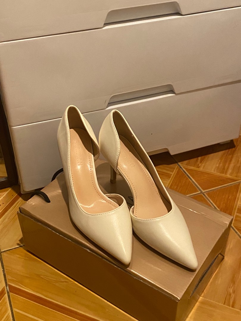Parisian White Shoes on Carousell