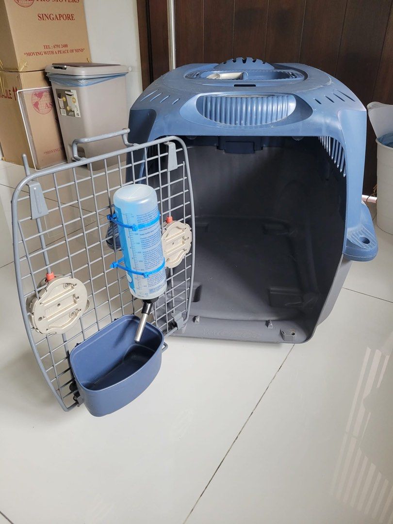 Pet Cargo carrier airline approved 70x 50 x 50cm not including
