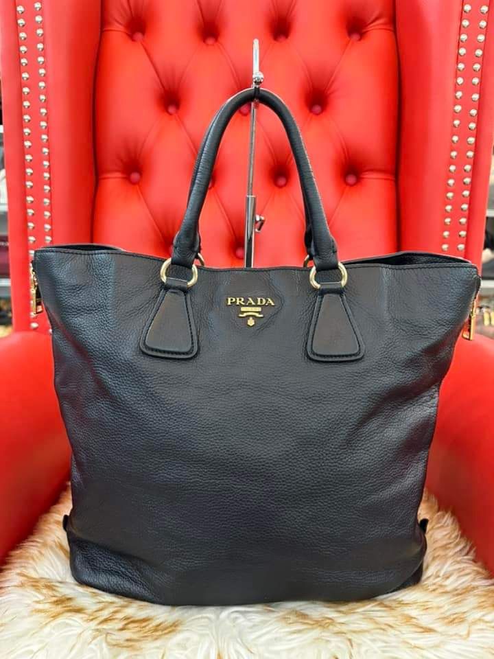 PRADA Vitello Daino Leather Shopping Tote Bag Black-US