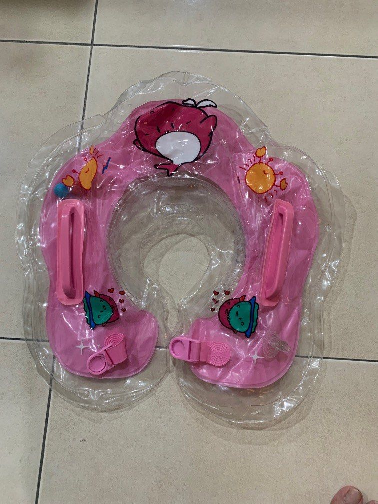 Ring float and waist float (Category: Infant Playtime) located in Shah Alam. Submitted by lam419v (Listing ID 1244518134, Image 2). Description: Neck float and ring float (with seat) Both item for rm10 .