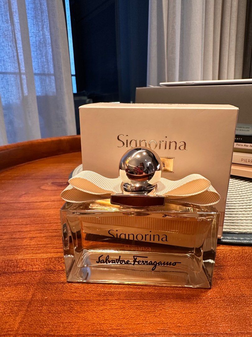 Eleganza ferragamo outlet