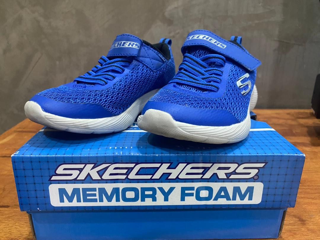 sketchers boys shoes