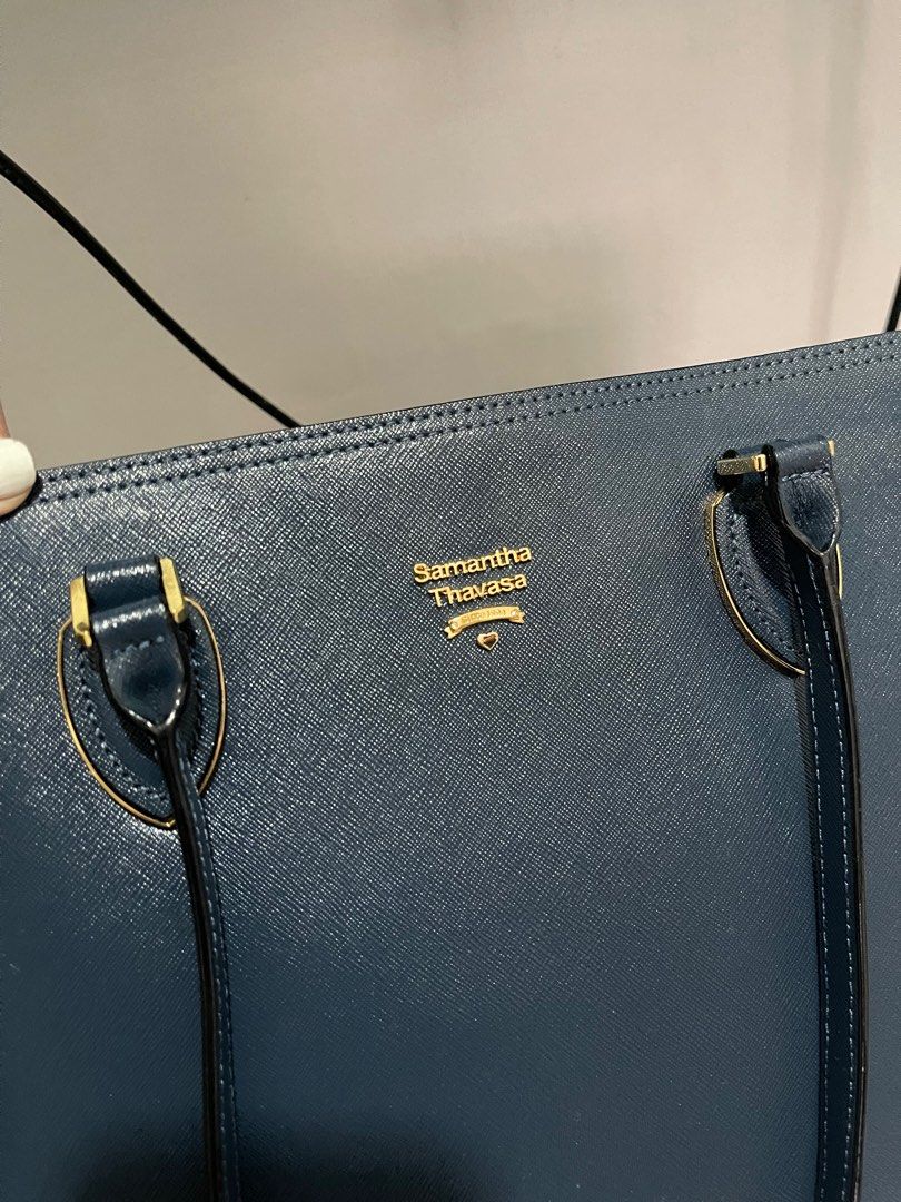 S@mantha Thav@sa (Category: Luxury Bags & Wallets) located in Manila. Submitted by tigris. (Listing ID 1244456859, Image 3). Description: No flaws Good as new Marked down price from 2k!! 🤎.