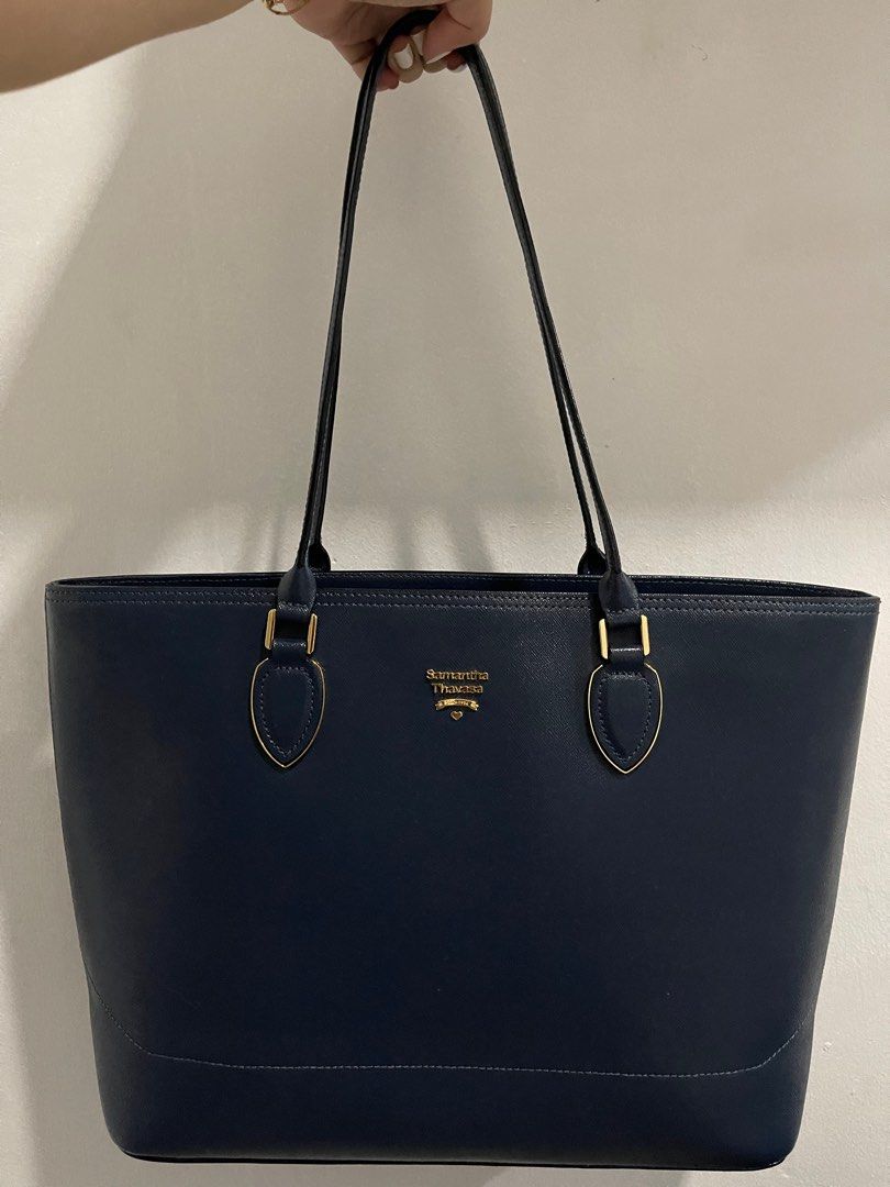 S@mantha Thav@sa (Category: Luxury Bags & Wallets) located in Manila. Submitted by tigris. (Listing ID 1244456859, Image 1). Description: No flaws Good as new Marked down price from 2k!! 🤎.