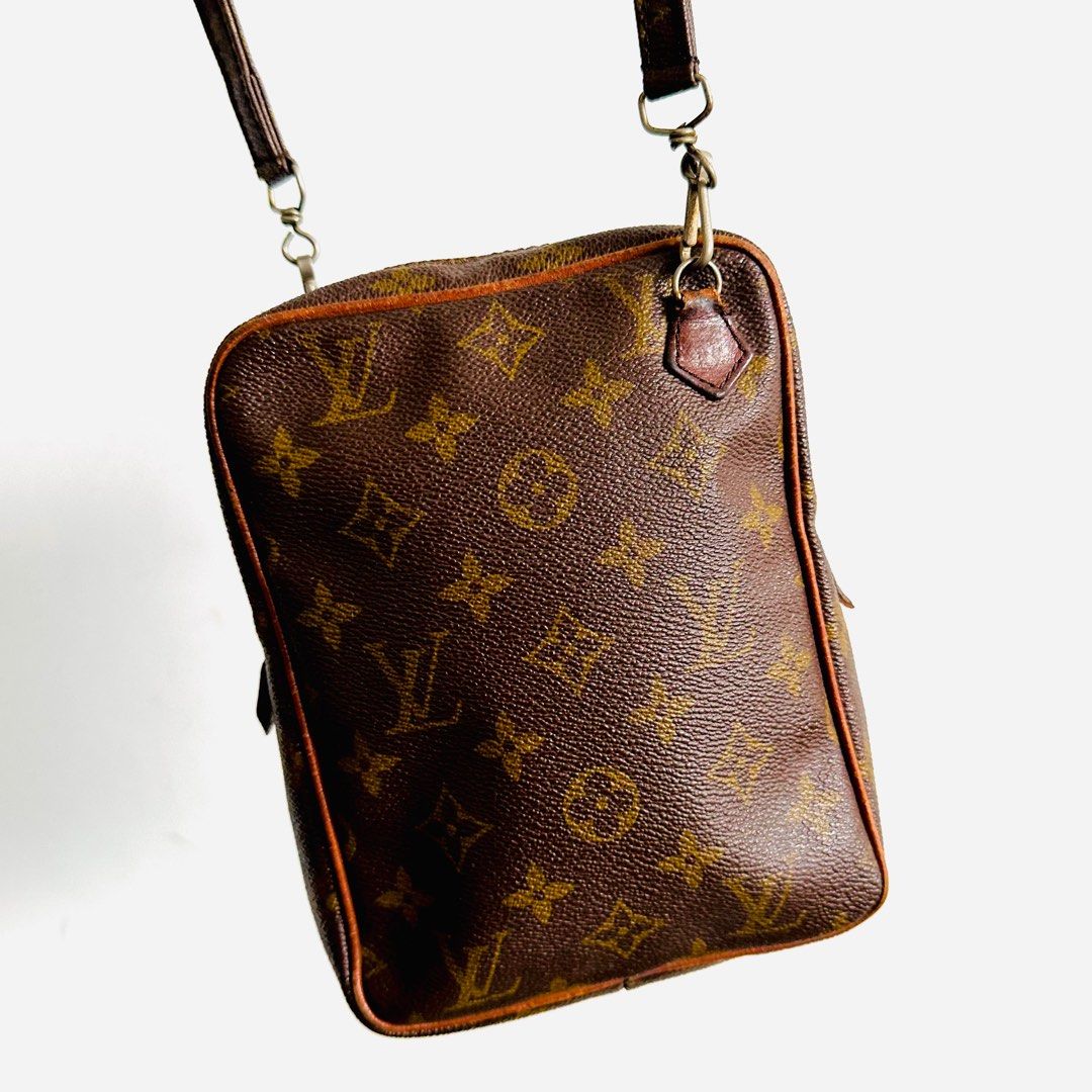 Louis Vuitton LV Danube Monogram Logo Vintage Camera Shoulder