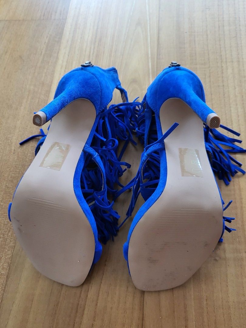 Steve madden blue fringe heels top