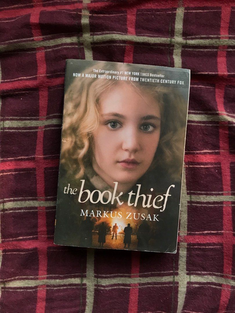 the book thief on Carousell