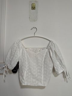 (Category: ) located in . Submitted by dearlondon (Listing ID 1244477552, Image 1). Description: .