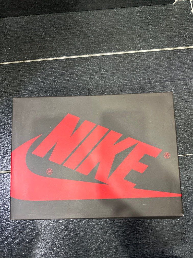 travis scott mocha pink laces