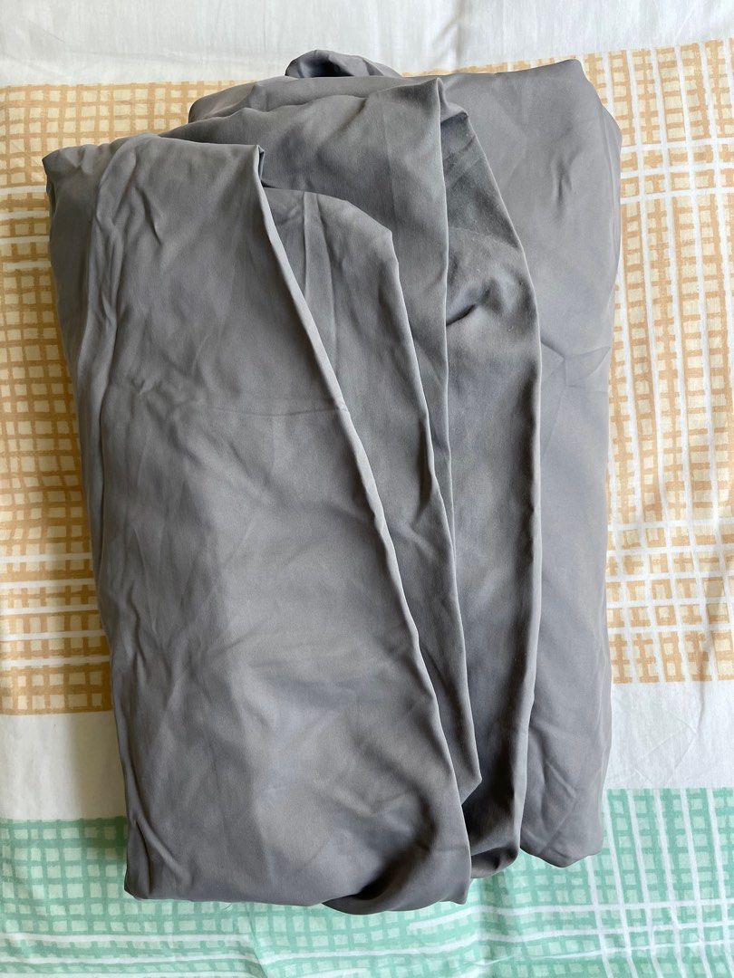 Uniqlo Airism Fitted Bed Sheet Queen (Gray), Furniture & Home Living