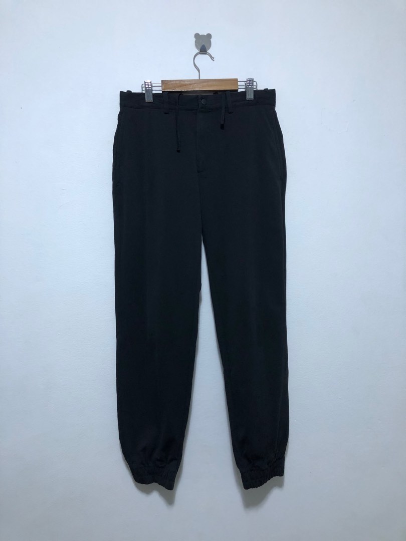 Uniqlo Ultra Stretch Jogger Pants on Carousell