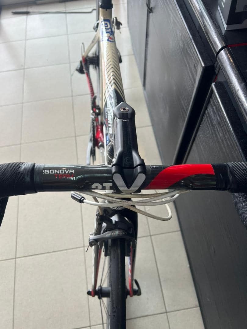 Used bike for sell Lapierre FDJ xelius 400 Sports Equipment