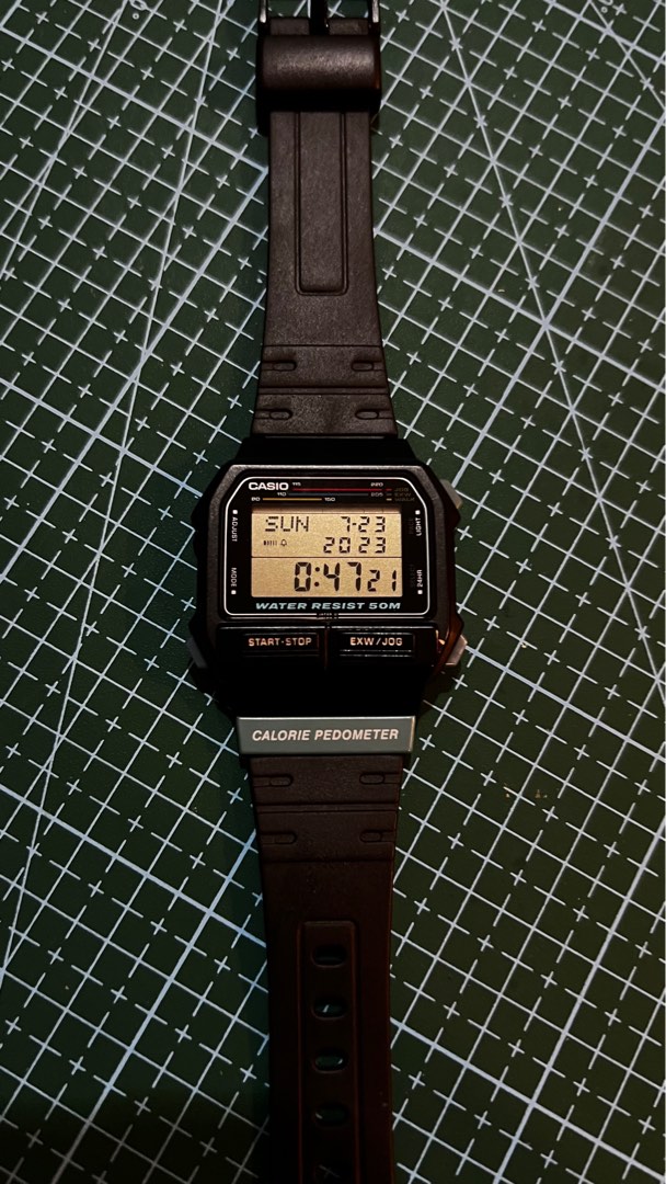 Vintage casio watch EXW50 Calorie Pedometer, Men's Fashion