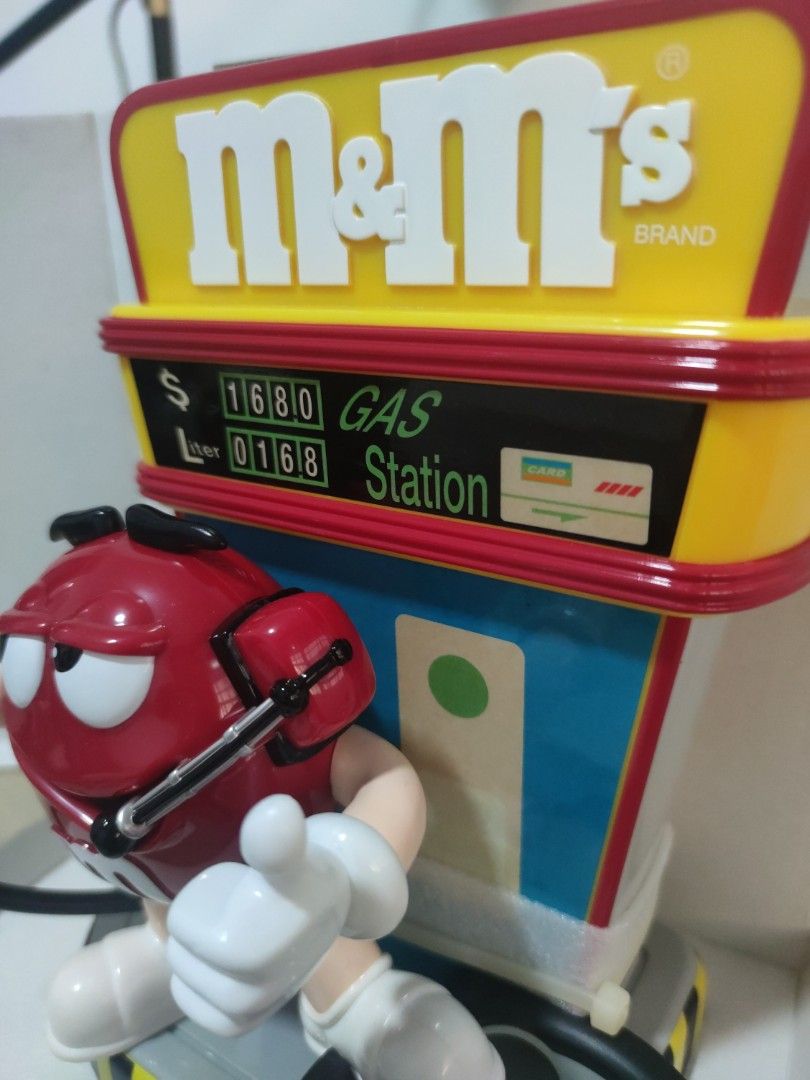 Vintage M&M's Gas Station Dispenser Collectible, Hobbies & Toys, Toys