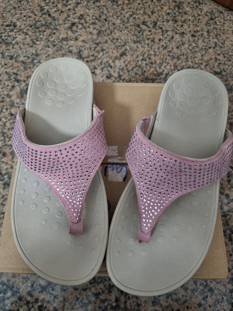 Vionic sandals arch support sale