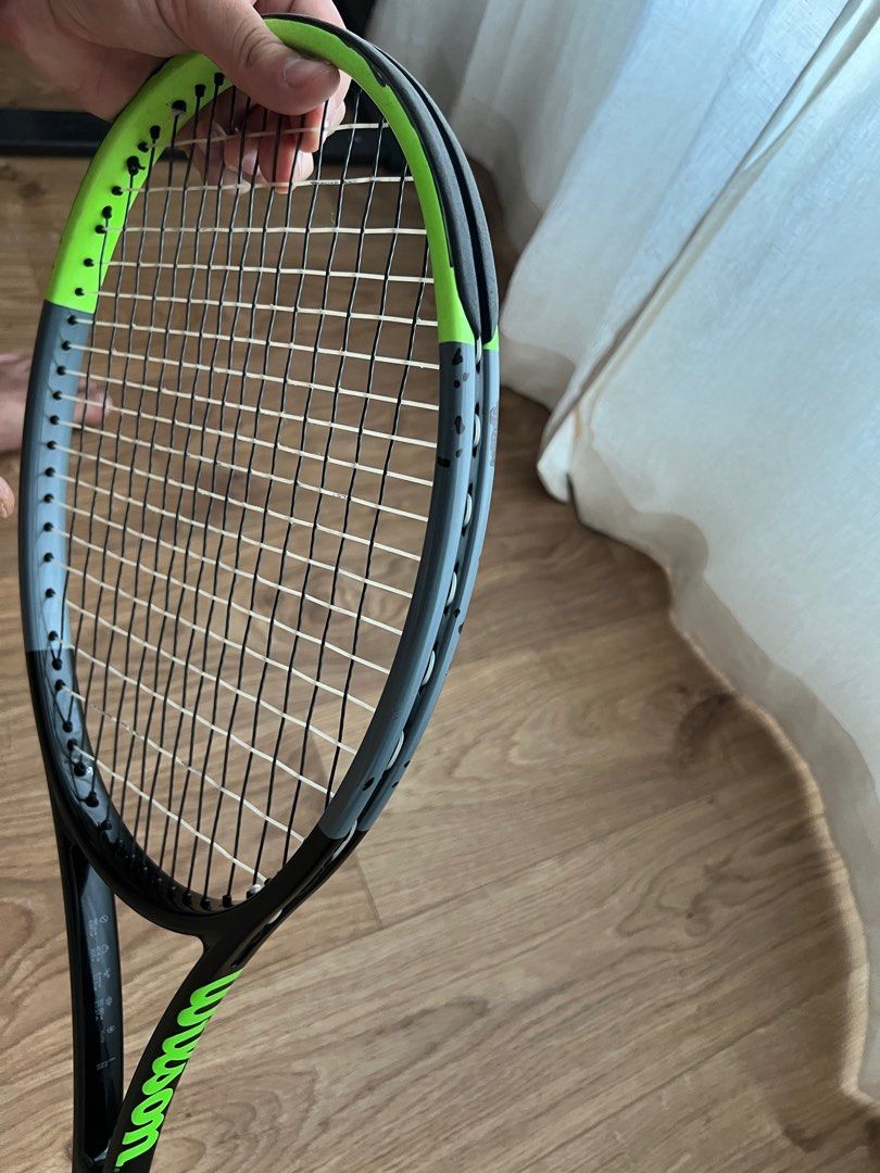 Wilson Blade Pro 98 ProLabs H22, Sports Equipment, Sports & Games