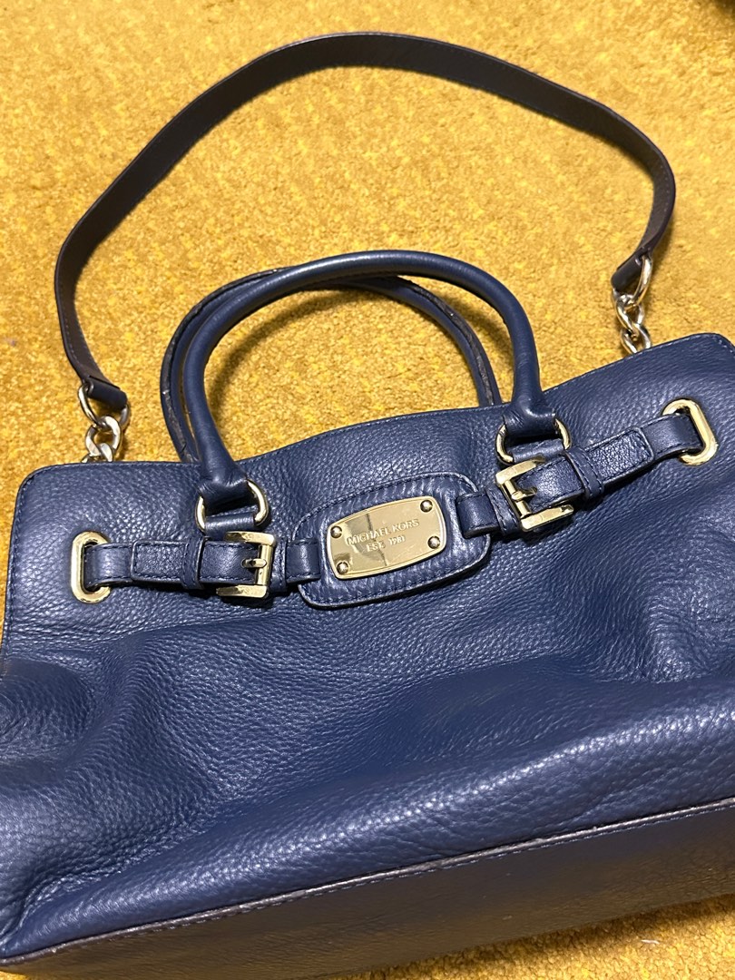 100 Original Michael Kors Twoway Bag. With signs of usage but in