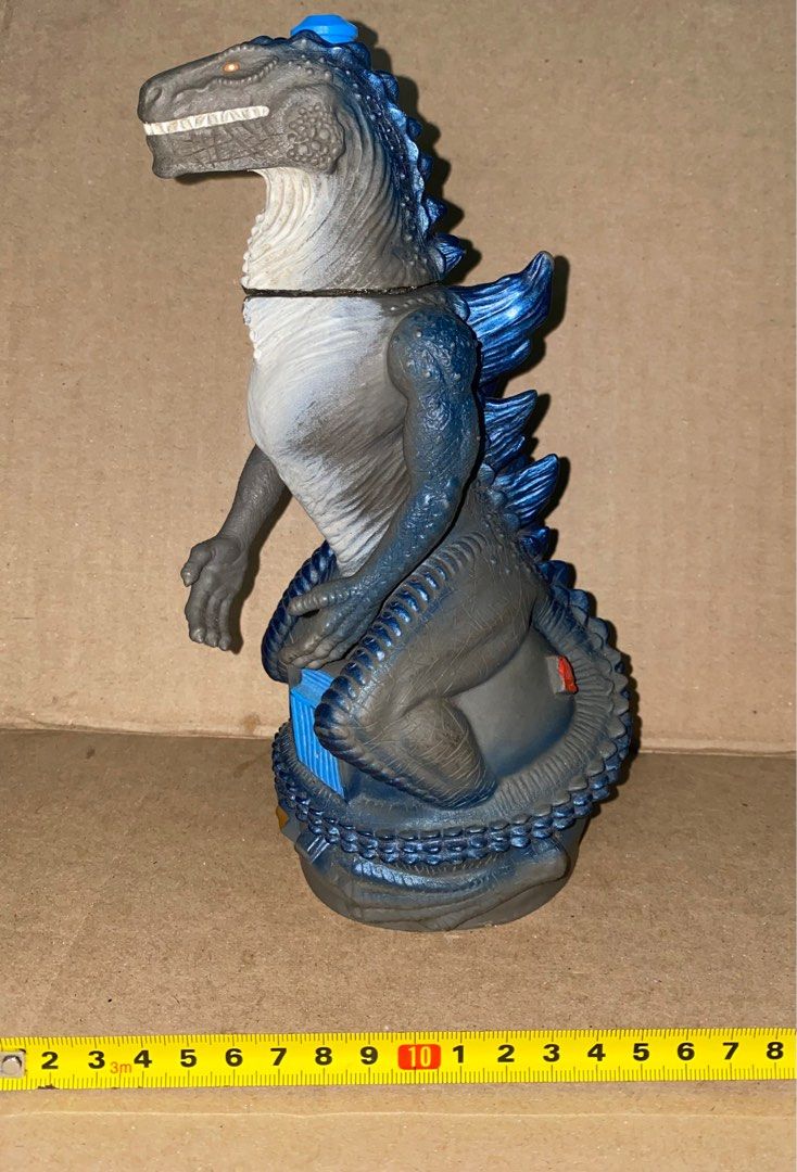 1998 TOHO GODZILLA WATER BOTTLE WITH RIBBED STRAW & SCULPTED CAP