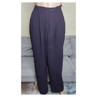 JEANS/TROUSERS/Shorts Collection item 1