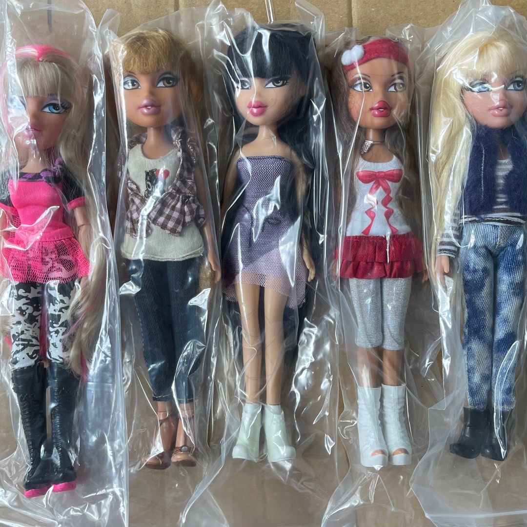 Big bratz doll, Hobbies & Toys, Toys & Games on Carousell