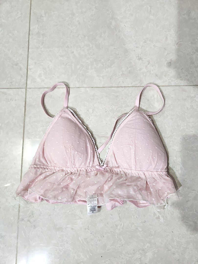 6IXTY8IGHT TRIANGLE BRALETTE - PINK, Women's Fashion, New Undergarments &  Loungewear on Carousell
